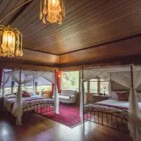 Quiet Mind Lodge, Spa & Retreat Sequoias, khách sạn ở Kernville