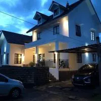 Stylish Villa at Green Apple U 35A Cipanas Puncak, hôtel à Sindanglaya