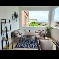 Apartments Gavran 3, viešbutis Baška Vodoje