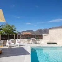 Captain's Hyatt, hotel en Garazo