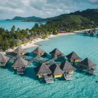 InterContinental Bora Bora Le Moana Resort by IHG, хотел в Бора Бора