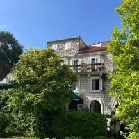 Main Street Apartment, hotel in Ston