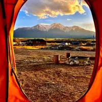 Arkansas River -P- Glamour Yurt and Breakfast, hotel en Buena Vista