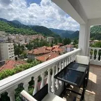 Къща за гости Константин и Елена - гр. Девин, hôtel à Devin