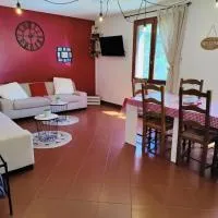Location MarjoRI*** - T4 Le Cardinal, hotel em Le Lauzet-Ubaye
