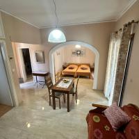 Nikos Holidays Apartment 1, Hotel in Petra