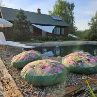 Lubię Nic przytulny dom z basenem, hotel a Mełgiew