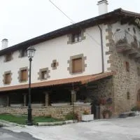 CR Juandiegorena I y II, hotel en Elzaburu
