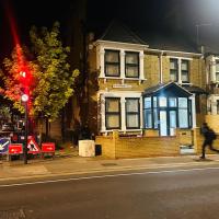 Black Horse Inn Hotel, hotel in: Walthamstow, Londen