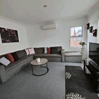 Home Close to Amenities and Airport., hotel di Manukau, Auckland