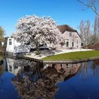 Riante Boerderij in Het Groene Hart Regio Utrecht – hotel w mieście Oudewater