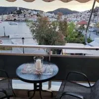 magda's house, hotel u gradu Galatas