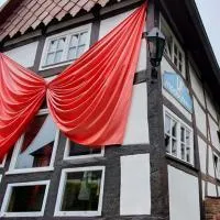 Ferienwohnungen - Karin Kehne -Gartenblick: Bodenwerder şehrinde bir otel