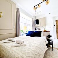 J&W Apartments Grójecka Glam Flat โรงแรมที่Ochotaในวอร์ซอ