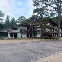 Bavarian Inn Motel, отель в городе Юрика-Спрингс