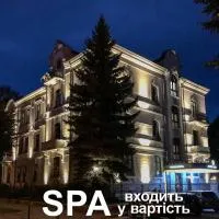 Grand Hotel Roxolana, khách sạn ở Ivano-Frankivsʼk