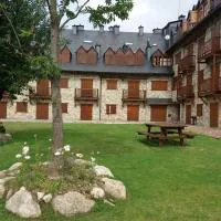 Appartement au Pla de l'Ermita dans la Vallée de BoÏ , Pyrénées Catalanes, hotell i Pla de l'Ermita