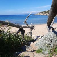 Porto Quadro vista Mare e vista Corsica، فندق في سانتا تيريزا غالّورا
