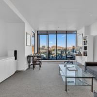 Tranquil 1-Bed Haven with Swimming Pool by CBD, hotel din Cremorne , Melbourne
