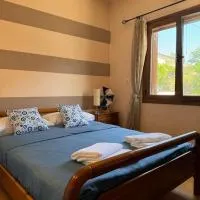 Family Woodland Oasis VIPGreece, hotel a Kírinthos