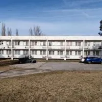 Ubytovňa KARPATIA โรงแรมในŠaštín