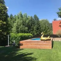 Mali Raj, хотел в Mengeš