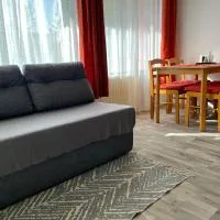 Centr00m Apartman, מלון בDunaföldvár