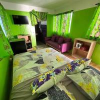 Tiny house et un vélo à assistance électrique (VAE), hotel poblíž Letiště Fare - HUH, Puahua