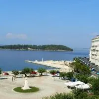 Konstantinoupolis, hotel u Krfu