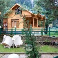 Dawat-e-Drung by FrozenFall Resort, מלון בגולמארג