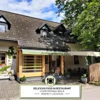 Guesthouse Pri Zalogarju, khách sạn ở Železniki