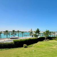 Marina Views Al Hamra Village, hotel poblíž Al Hamra Seaplane Base - RHR, Rás al-Chajma