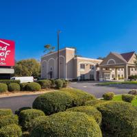 Red Roof Inn & Suites Albany, GA, hotel near Southwest Georgia Regional Airport - ABY, Albany