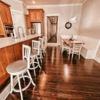 Buffalo Creek Loft Downtown, hotelli kohteessa Waxahachie