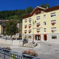 Albergo Ristorante "Al Sole" – hotel w mieście Lusiana