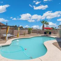 S Phx Pool Fun 15 min from everything, hotel in Ahwatukee Foothills, Phoenix