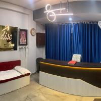 Hotel Paradise Inn, hotel cerca de Aeropuerto Devi Ahilyabai Holkar - IDR, Indore