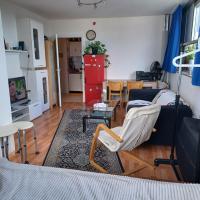 30 qm komfort wohnung, hôtel à Cologne (Neuehrenfeld)