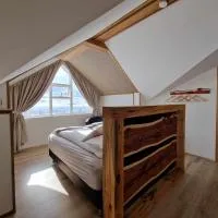 Laugarholl에 위치한 호텔 Svansholl Apartments