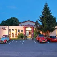 Logis Le Luth, hotelli kohteessa Mirecourt