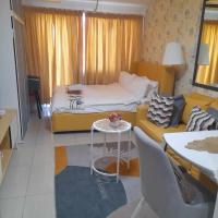 Shell Residences by Amonbrey Suite nr airport, hotel in: Shell Residences, Manilla