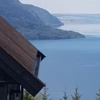 Annex Fjara greater Oslos best view sleeps 10 guests in 3 bedrooms, hotel in Stange