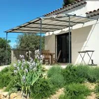 Gîte Di Abèias, Logement, Quartier calme, Haut Var, hotel in Sillans-la Cascade