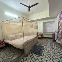 Stay At The Home, hotel perto de Aeroporto Internacional Lal Bahadur Shastri - VNS, Varanasi