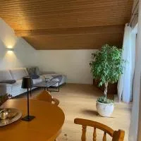 Haus Hochland - Großzügige Alpenwohnung im Dachgeschoss, ξενοδοχείο σε Bad Kohlgrub