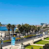 Sea View 2 Mins Walk To Beach And Estoril Casino: Estoril şehrinde bir otel
