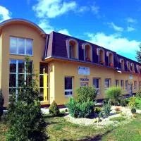 Pension Avio Angels, hótel í Žiar nad Hronom