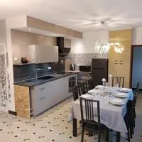 Maison l'hostal saura y roja, hotel a Andelat