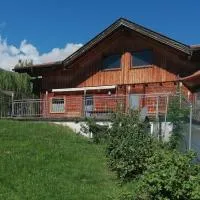 Ferienwohnung Mireille, hotel v destinácii Oberperfuss