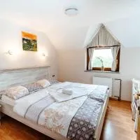 Zelena Oaza - B&B، فندق في Miklavž pri Ormožu